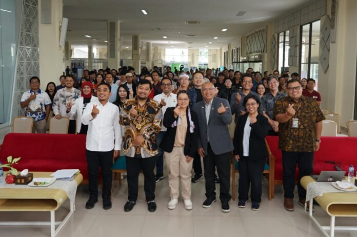 Menteri Perindustrian Agus Gumiwang Kartasasmita.