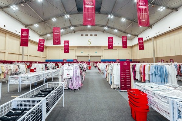 Modinity Warehouse Sale 2025.