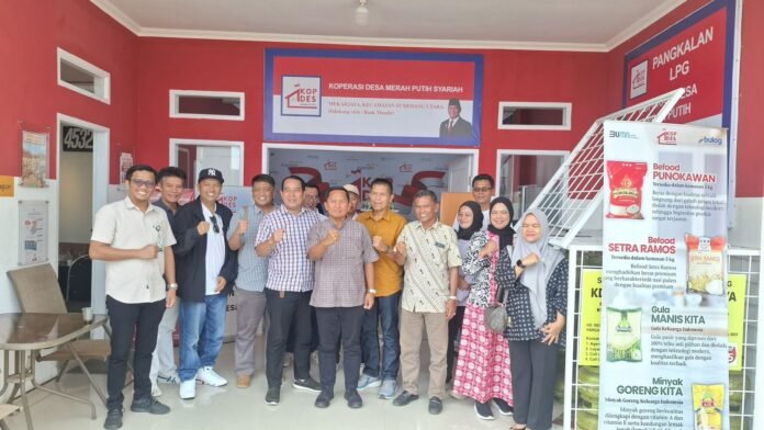 Koperasi Desa (Kopdes) Merah Putih Syariah Mekar Jaya di Kecamatan Sumedang Utara.