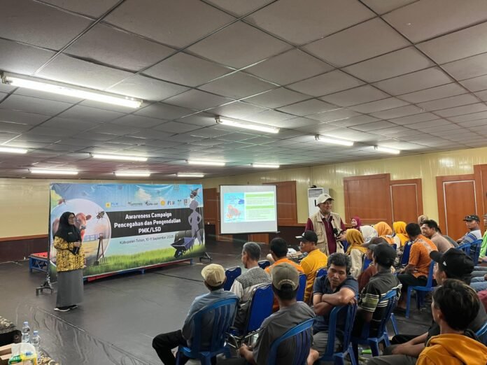 Sosialisasi pencegahan penyakit mulut dan kuku (PMK) serta lumpy skin disease (LSD) kepada 120 peternak sekitar unit pembangkitan di Gedung Akhlak UPTA, Kecamatan Jenu, Kabupaten Tuban