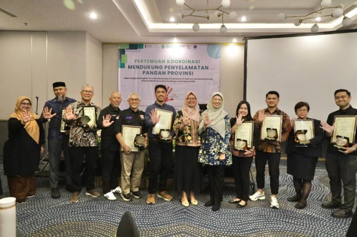Rapat Koordinasi Mendukung Penyelamatan Pangan Provinsi Jawa Barat di Bandung, Kamis (25/9/2025).